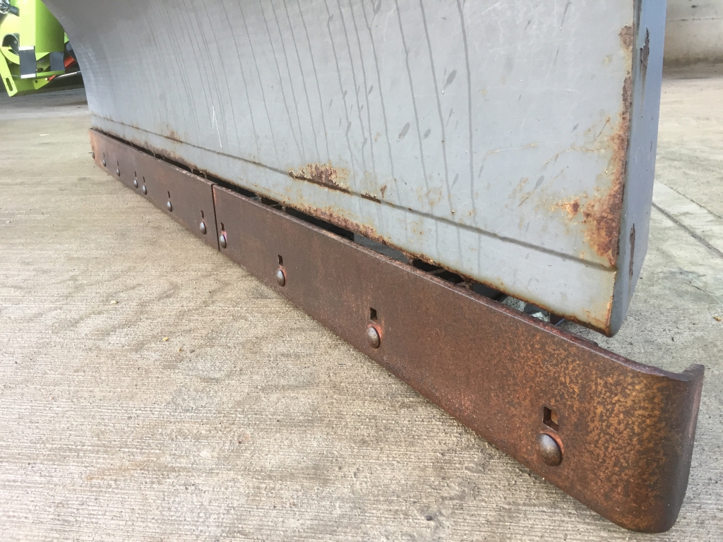 HOLMS snow plough, 9ft wide, hydraulic offset, Trima hooks