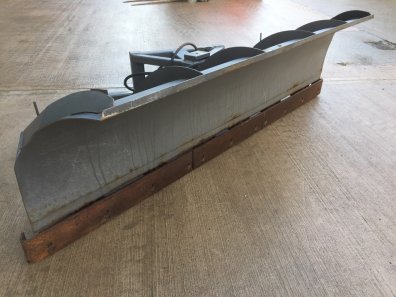 HOLMS snow plough, 9ft wide, hydraulic offset, Trima hooks