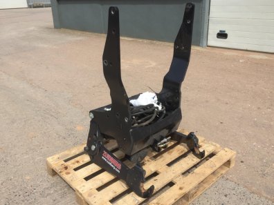 Zuidberg front linkage to fit 4 cylinder Case / New Holland tractors, as new, 2.8 ton lift