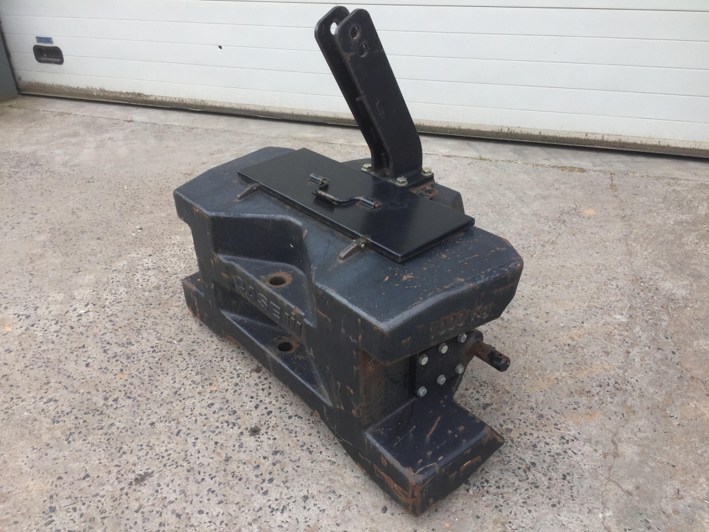 Case 1000kg weight block, used, built in tool box