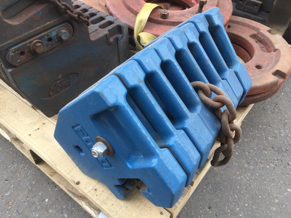 8x Ford tractor weights