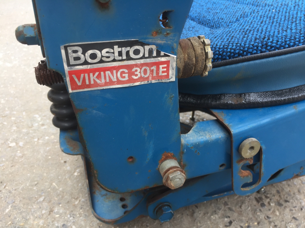 Ford TW Bostrom Viking 301E sprung seat