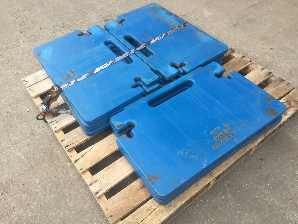 12x Ford TW belly weights, 45kg each, very good condition