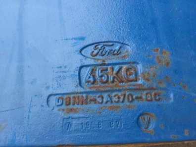 12x Ford TW belly weights, 45kg each, very good condition