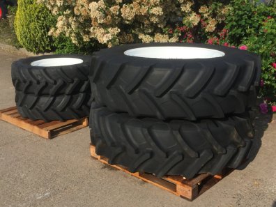 Ceat Farmax 420/85/34 + 340/85/24 tyres 99%, fitted to Ford /Case/New Holland rims