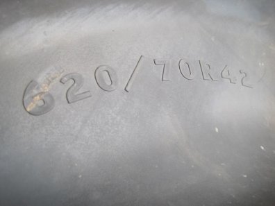 2x 620/70/42 Goodyear tyres 95%