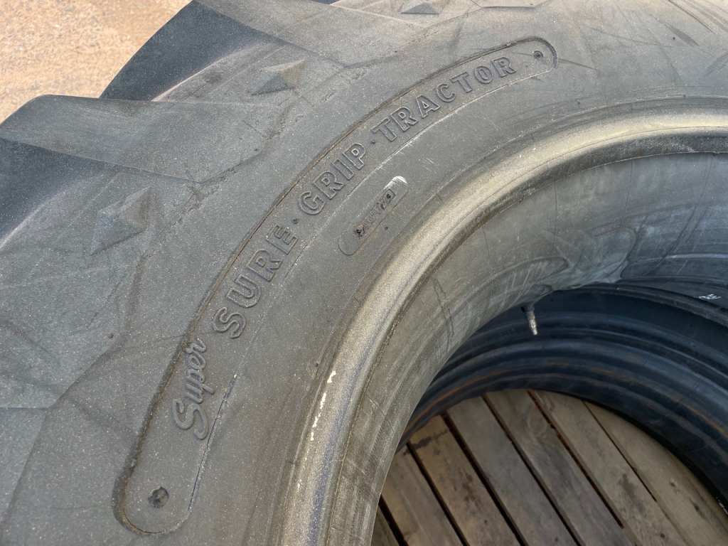 2x Goodyear Sure Grip 18.4/34 tyres with tubes, 80%