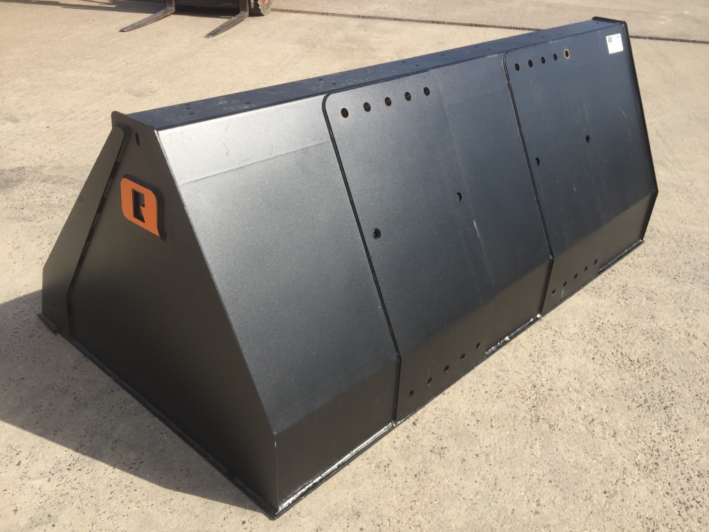 Quicke 240GL+ bucket, NEW, 7ft 6 wide, choice of bolt on hooks, 1.5 cube