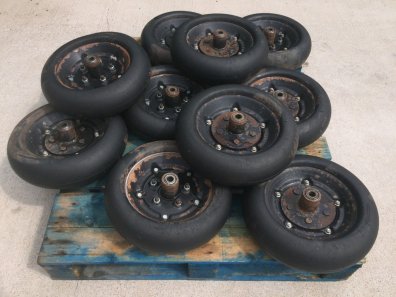 11x Mzuri Pro till rear press wheels