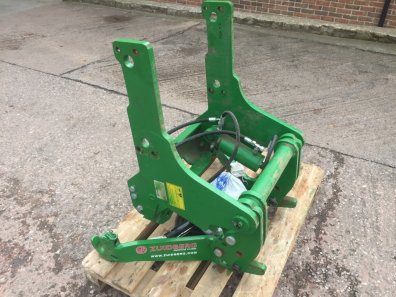 Zuidberg front linkage to fit 6000/6010 4 cylinder John Deere tractors, 2013, 3.2 ton, as new, removed from very low hour tractor