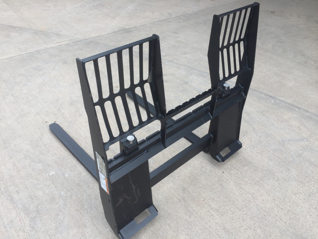 Quicke Walk through pallet tines, NEW, Skid steer hooks