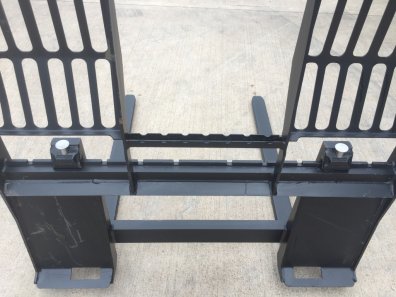 Quicke Walk through pallet tines, NEW, Skid steer hooks