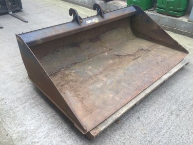 Drivex 7ft 6 Hi Vis bucket, 2002, JCB tool carrier hooks, little use