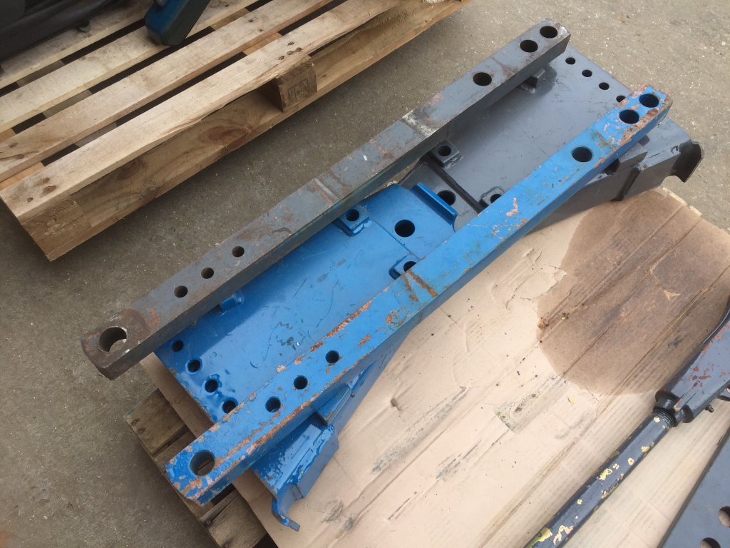 Ford fixed draw bars, as new