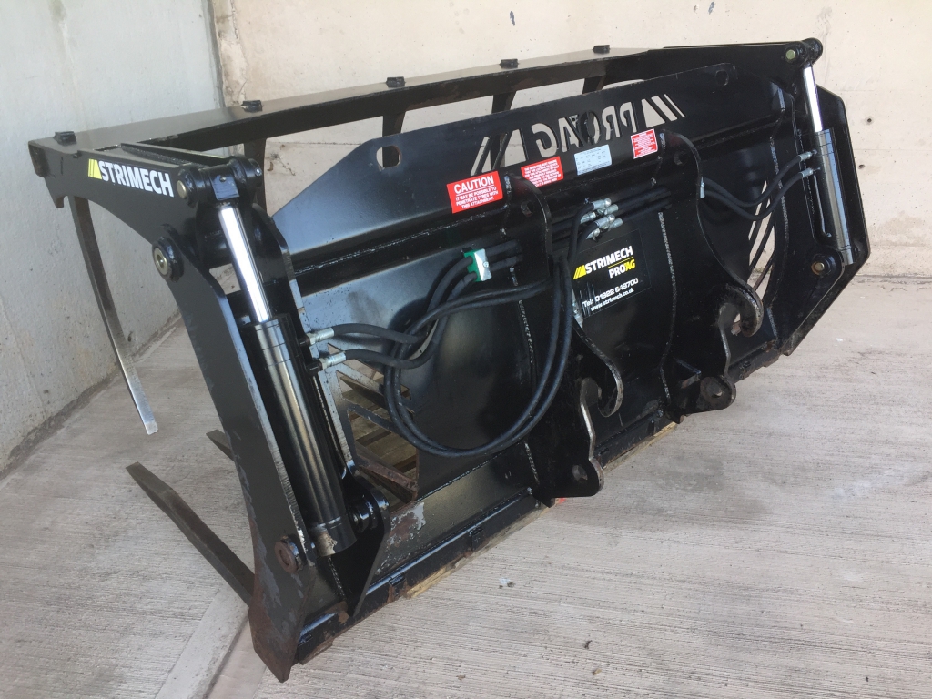 Strimech PS-70X Grab, 2020, 7ft wide, Hardox tines, JCB Compact tool carrier hooks