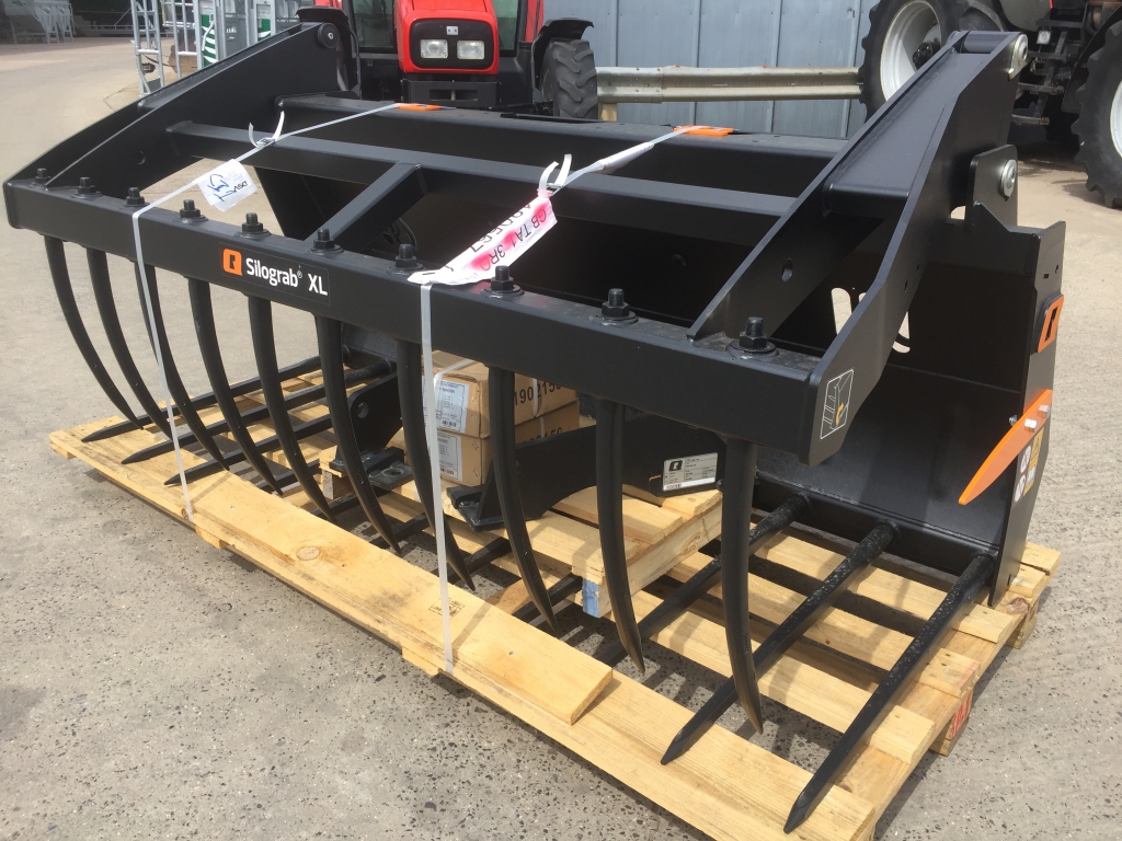 Quicke 210 silograb XL, NEW, 7ft wide, KV tines, Pin and cone hooks