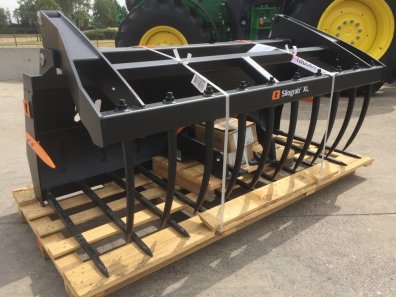 Quicke 210 silograb XL, NEW, 7ft wide, KV tines, Pin and cone hooks