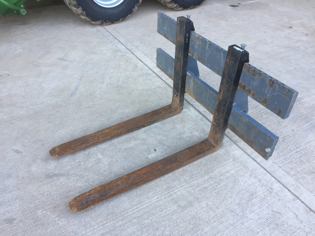 JCB Pallet tines, 2021, 2500kg, tool carrier hooks
