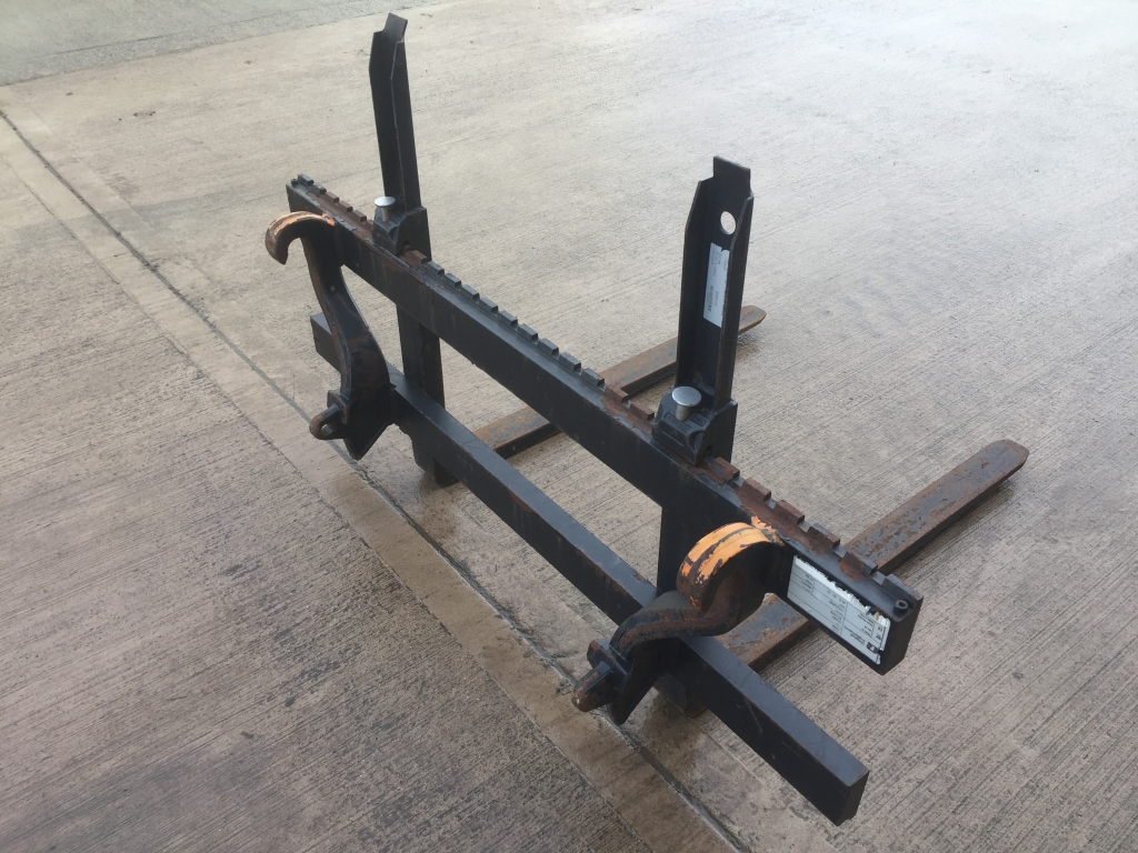 Quicke 1600kg pallet tines, 2016, Euro hooks