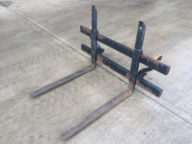 Quicke 1600kg pallet tines, 2016, Euro hooks