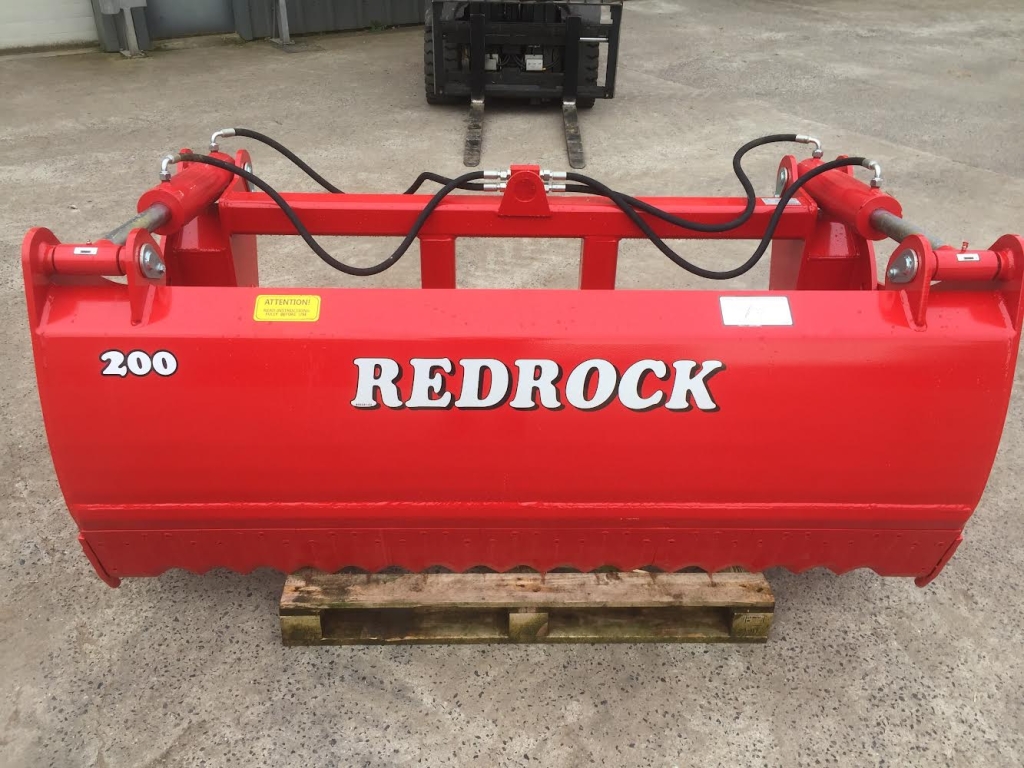 Redrock 85 series, 200 shear grab, NEW, 2 meters wide, 85cm high, twin ram, chrome rams, bolt on blades