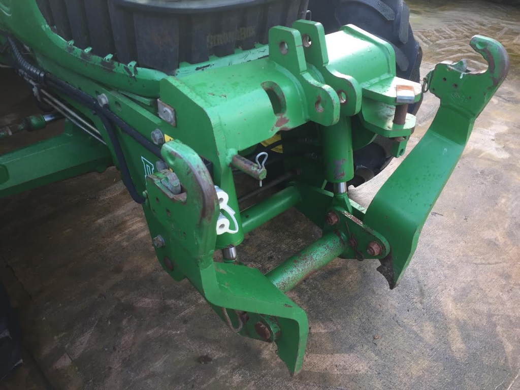 LA Forge front linkage to fit John Deere 6 cylinder 20/30 series tractor, used