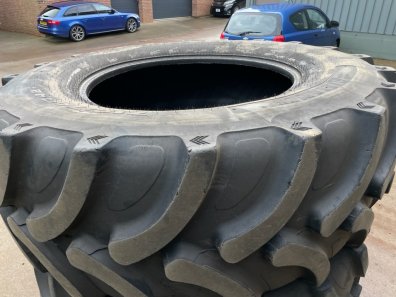 2x 710/70/42 60% Alliance tyres