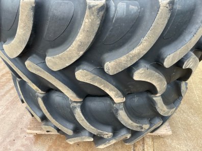 2x 710/70/42 60% Alliance tyres