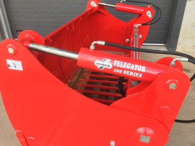 Redrock 100 series, 240 shear grab, NEW, 2.4 meters wide, 1 meter high, twin ram, chrome rams, bolt on blades