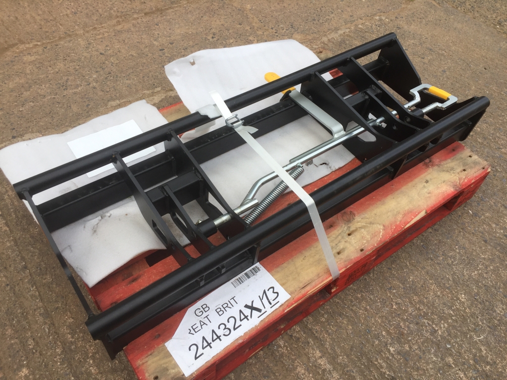 Quicke Euro 8 carriage, NEW, manual locking pin