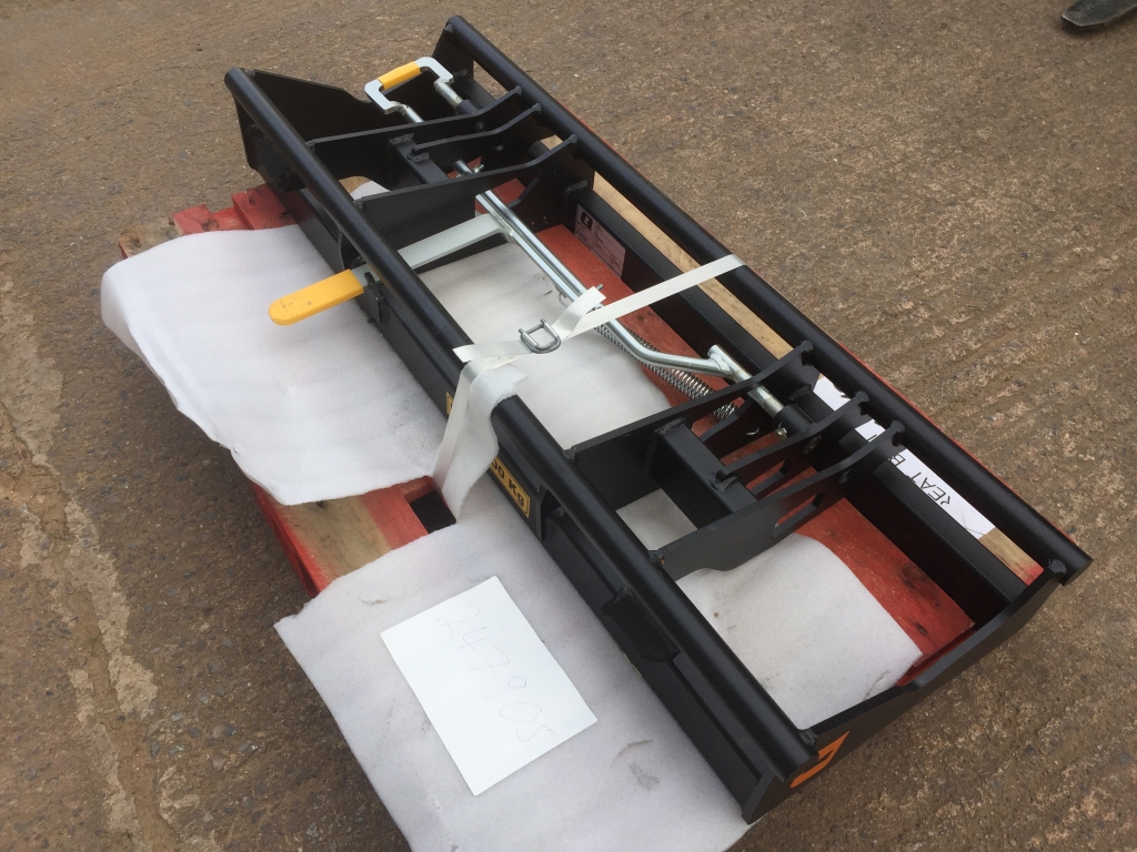 Quicke Euro 8 carriage, NEW, manual locking pin
