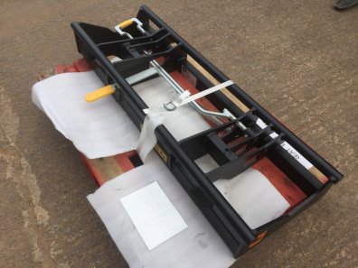 Quicke Euro 8 carriage, NEW, manual locking pin
