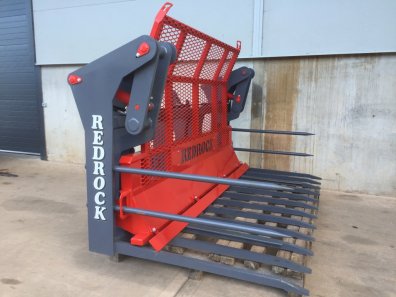 Redrock 10ft push off buckrake, NEW, 10ft wide, 12x hardox tines + 4x side tines, three point linkage brackets, adapter to JCB Q-fit available