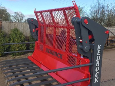 Redrock 10ft push off buckrake, NEW, 10ft wide, 12x hardox tines + 4x side tines, three point linkage brackets, adapter to JCB Q-fit available
