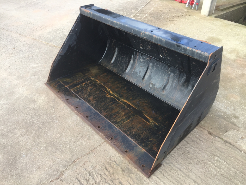 Quicke 140GS+ bucket, used
