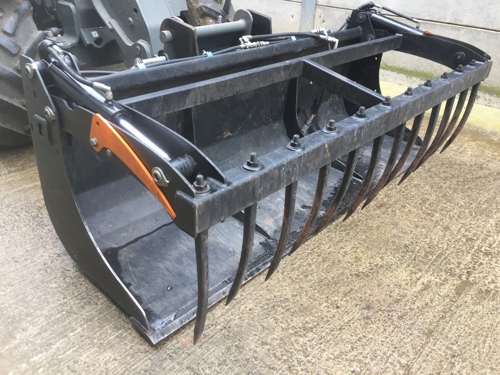 Quicke Multibenne M+ 230, used, 7ft 6 wide, Euro hooks