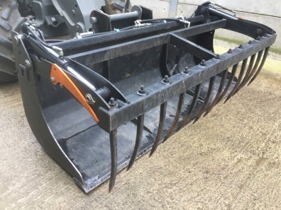 Quicke Multibenne M+ 230, used, 7ft 6 wide, Euro hooks