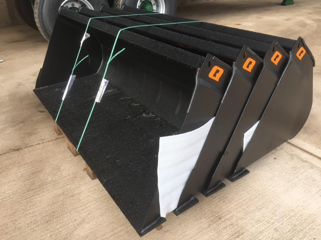 Quicke 215GM bucket, NEW, Euro hooks, 7ft wide