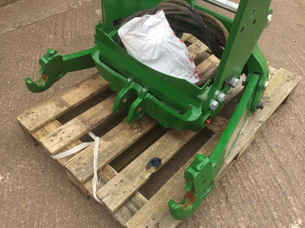 Zuidberg front linkage to fit 6155M tractor, NEW, 3.2 ton, 2022 build, removed from 100hr tractor never been used
