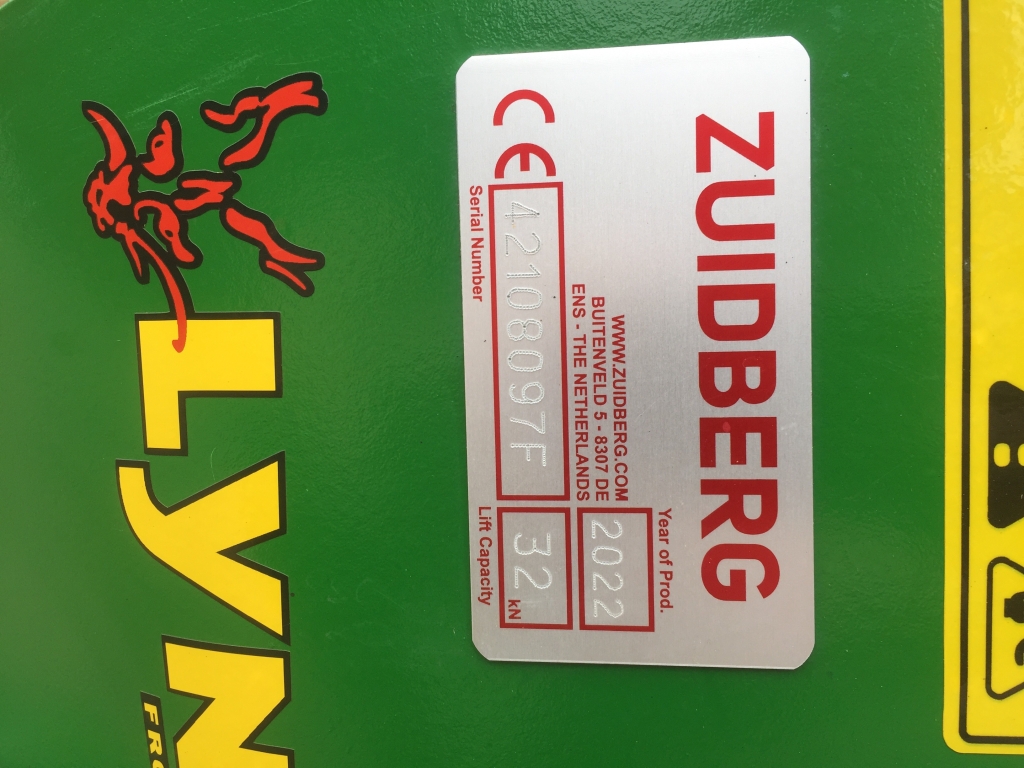 Zuidberg front linkage to fit 6155M tractor, NEW, 3.2 ton, 2022 build, removed from 100hr tractor never been used