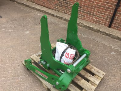 Zuidberg front linkage to fit 6155M tractor, NEW, 3.2 ton, 2022 build, removed from 100hr tractor never been used