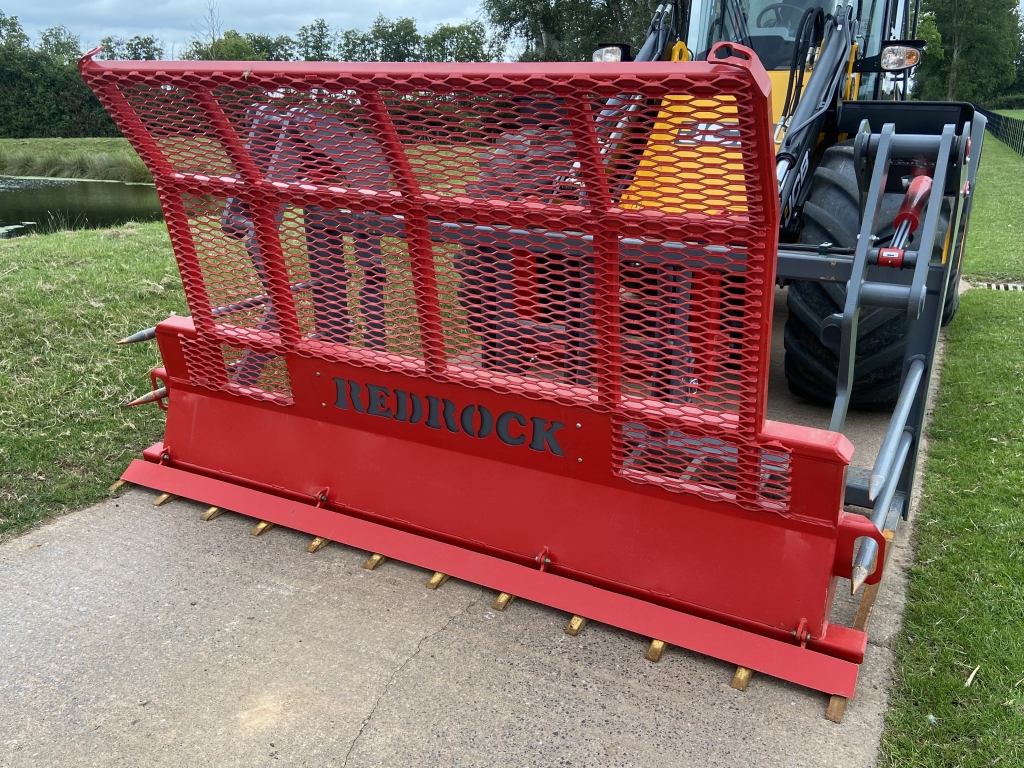 Redrock 10ft push off buckrake, 05/2024, 10ft wide, 12x hardox tines + 4x side tines, three point linkage brackets, as new, JCB Q-fit adapter also available