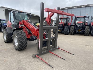 Agriweld big square bale grab, 2024, pin and cone hooks, tripple spike, as new