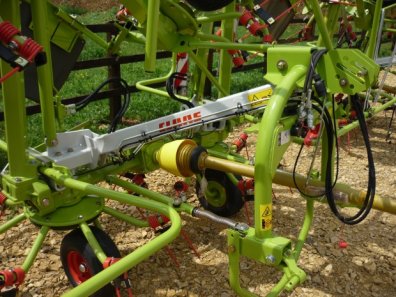 Claas Volto 770 tedder