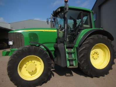 John Deere 6920