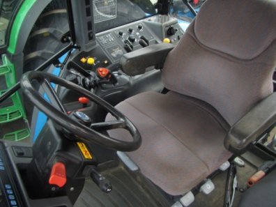 New Holland TM135