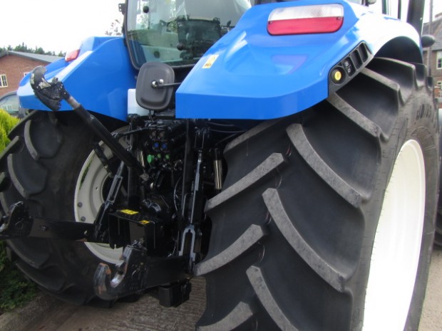 New Holland T5.115