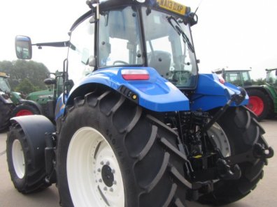 New Holland T5.115