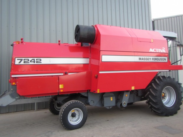 Massey Ferguson 7242 Activa