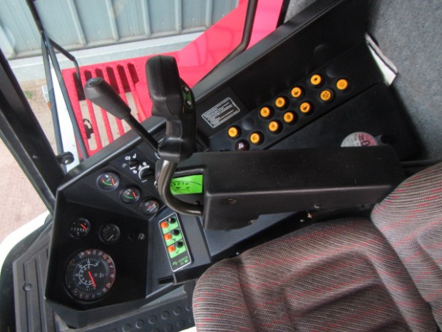Massey Ferguson 7242 Activa